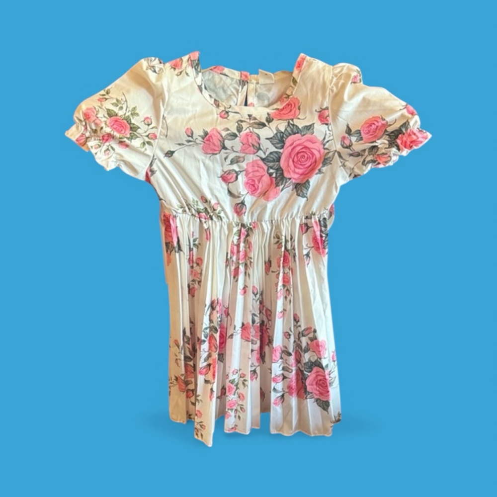 SHEIN Girls Size 4 White Puff Short Sleeve Pleated Dress Pink Floral Pattern.